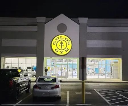 Gold's Gym