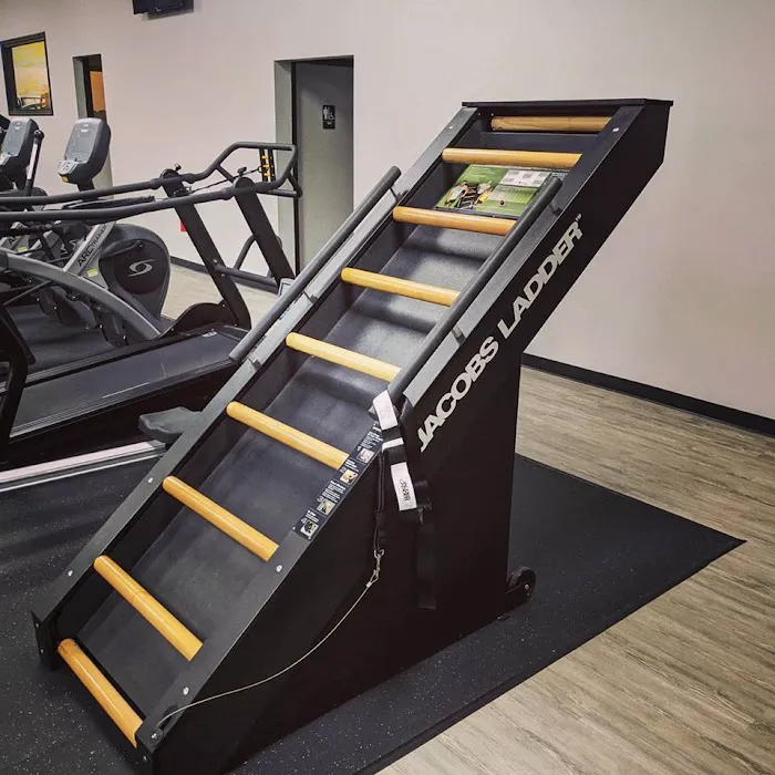 Bull & Bear Gym Picture 5