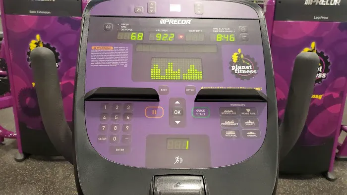 Planet Fitness Picture 8