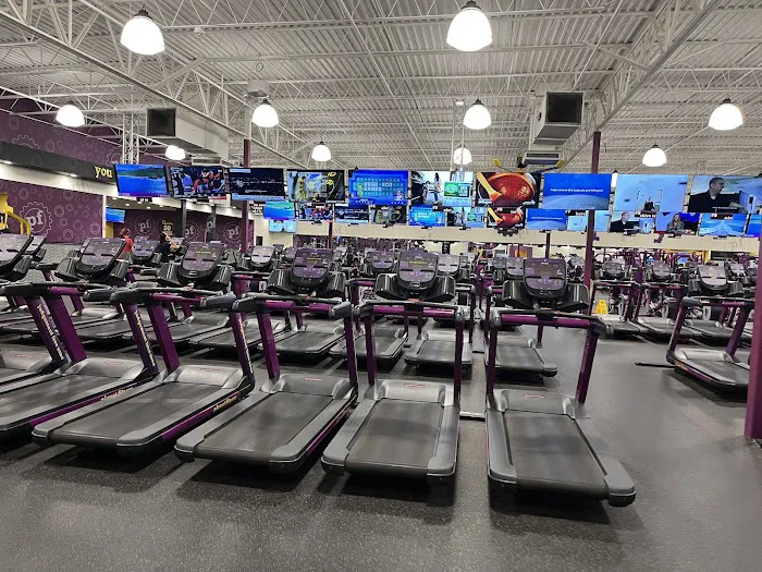 Planet Fitness Picture 2