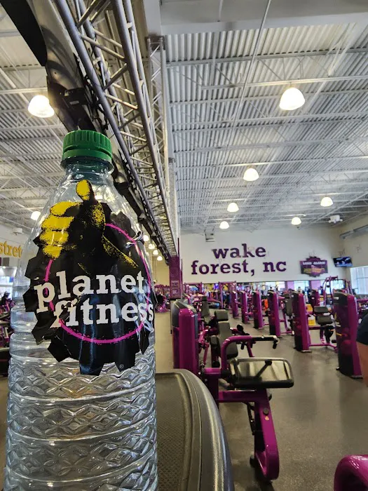Planet Fitness Picture 3