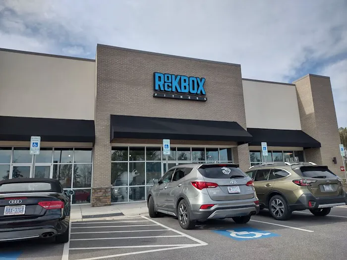 Planet Fitness Picture 8