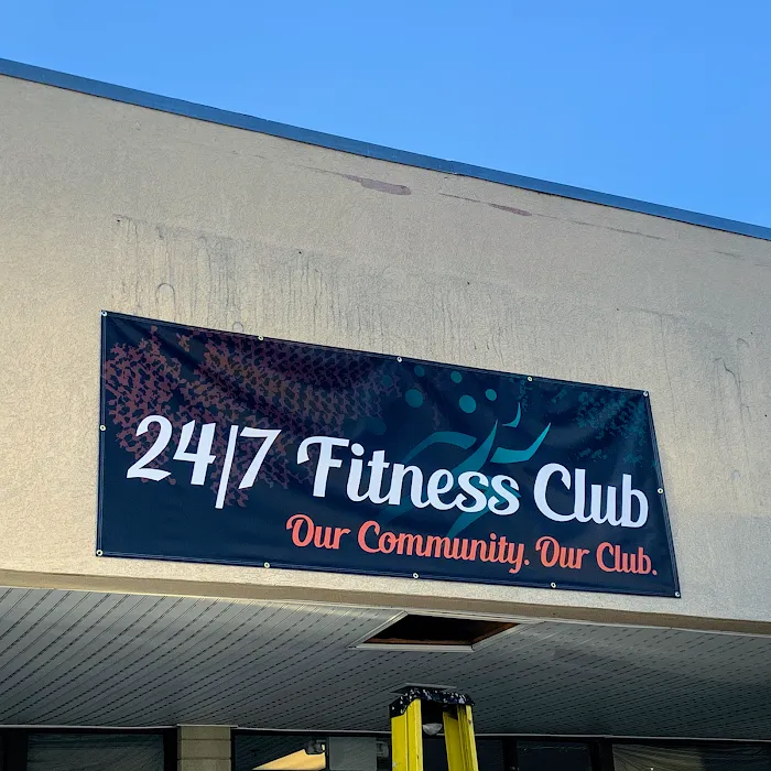 24/7 Fitness Club - Zebulon Picture 6