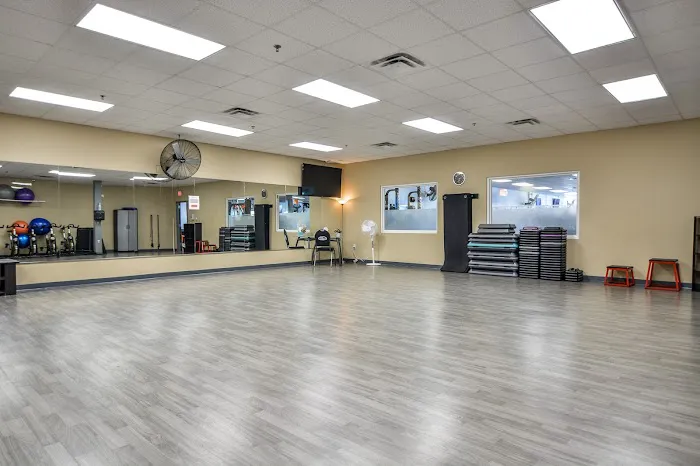 24/7 Fitness Club - Zebulon Picture 4