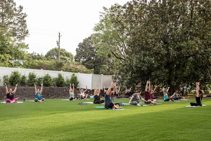 Piper Moon Yoga Picture 7