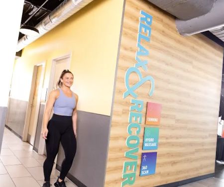 Crunch Fitness - Maplewood