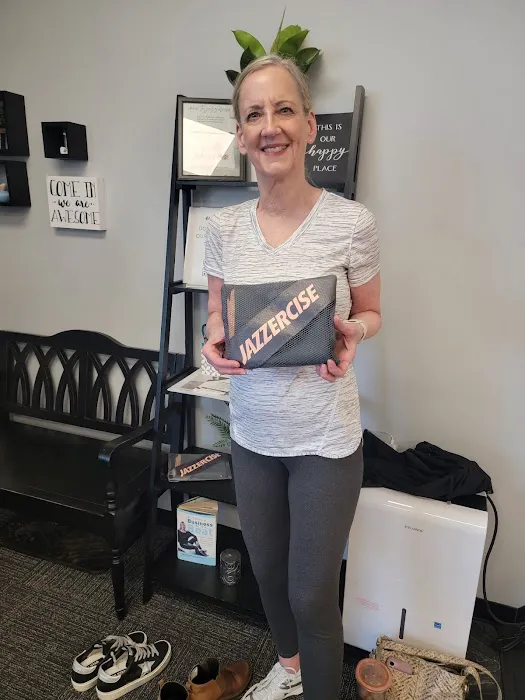 Jazzercise Omaha 90th St Picture 2