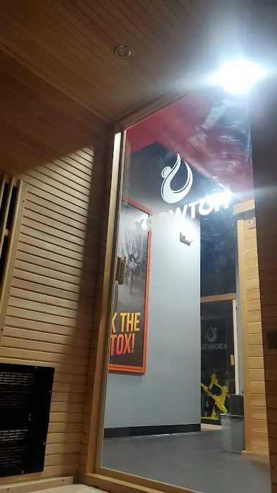 HOTWORX - Omaha - Midtown Picture 2