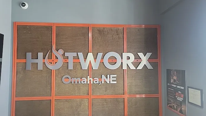 HOTWORX - Omaha - Midtown Picture 4