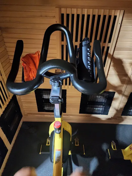 HOTWORX - Omaha - Midtown Picture 9