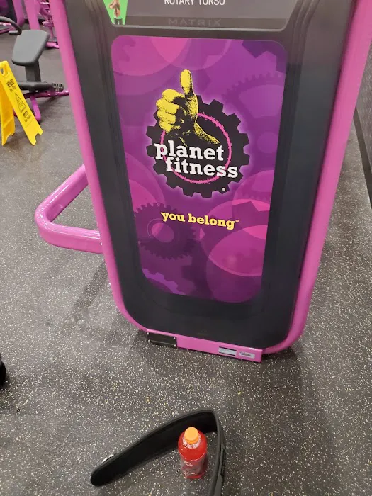 Planet Fitness Picture 7