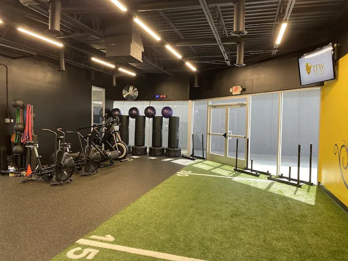 LIONS PRIDE COACHING Picture 6