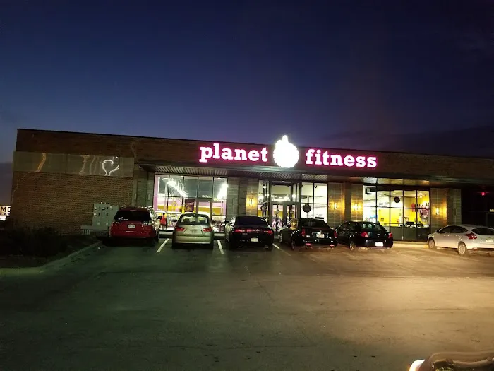 Planet Fitness Picture 2