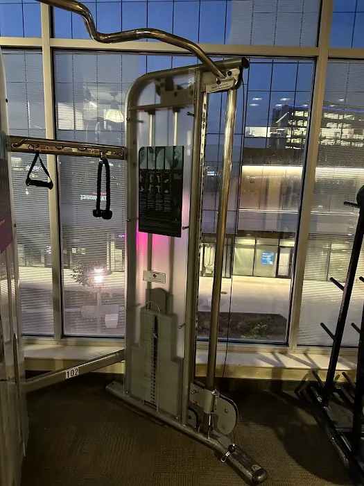 Genesis Health Clubs - Aksarben Picture 10