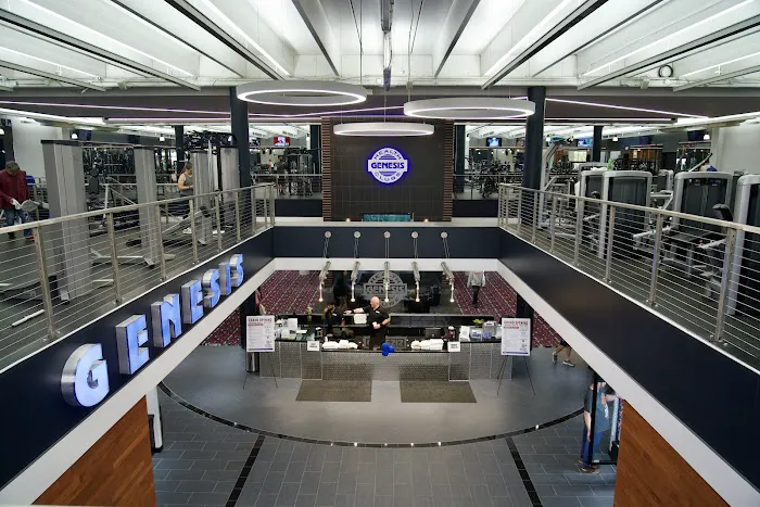 Genesis Health Clubs - 132nd & Center Picture 9