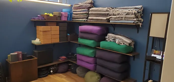 Omaha Power Yoga Picture 7