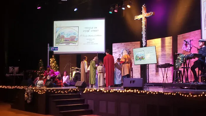 Better Together Campus Gymnasium Picture 8