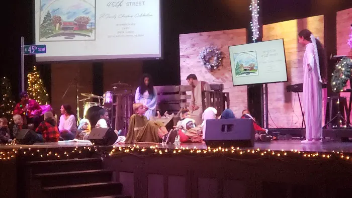 Better Together Campus Gymnasium Picture 7