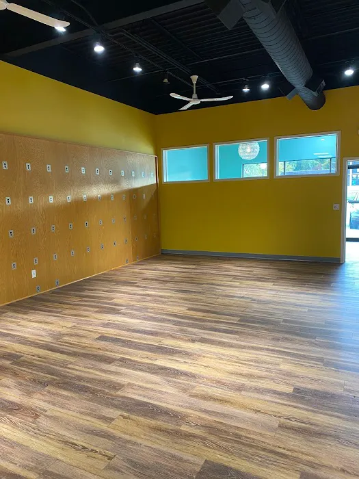 One Tree Yoga - West Studio Picture 6