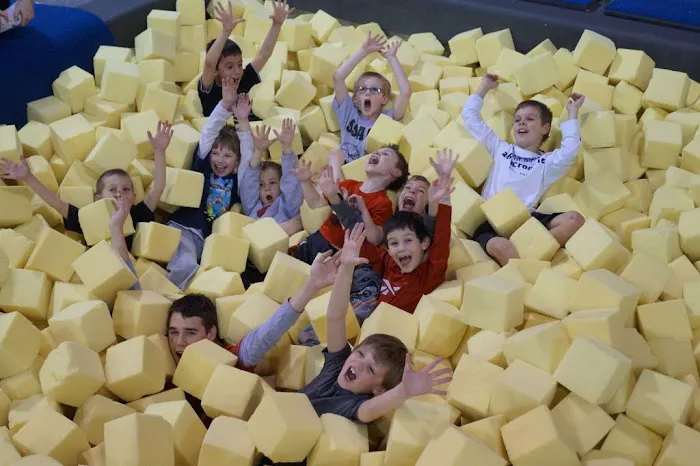 AIRBORNE ACADEMY Picture 9