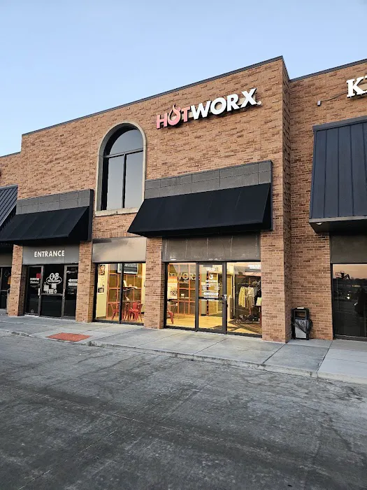 HOTWORX - Omaha, NE - 144th & Center Picture 1