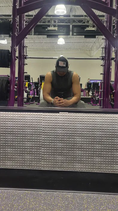 Planet Fitness Picture 6
