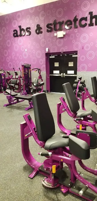 Planet Fitness Picture 2
