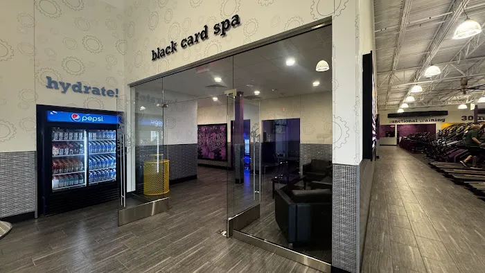 Planet Fitness Picture 9