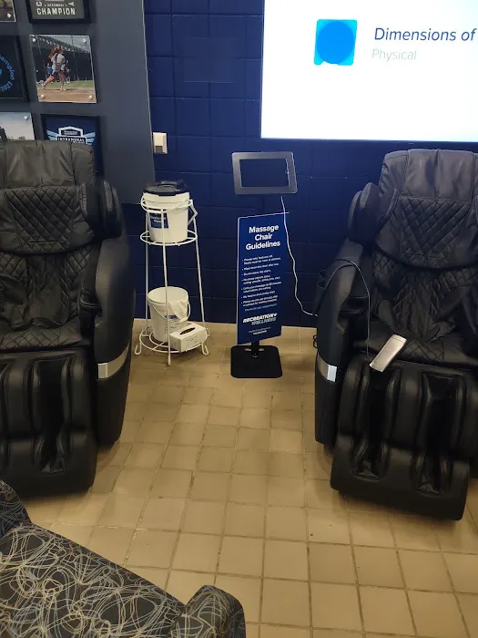 Kiewit Physical Fitness Center Picture 6