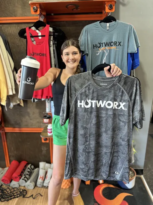 HOTWORX - Omaha, NE - Northwest Picture 3