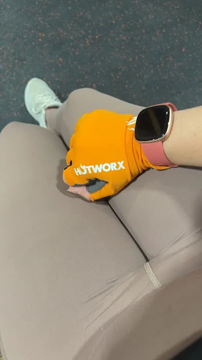 HOTWORX - Omaha, NE - Northwest Picture 1