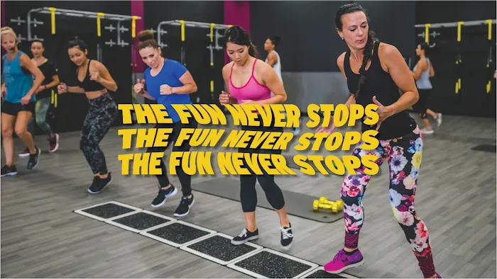 Crunch Fitness - Omaha Deerfield Picture 3