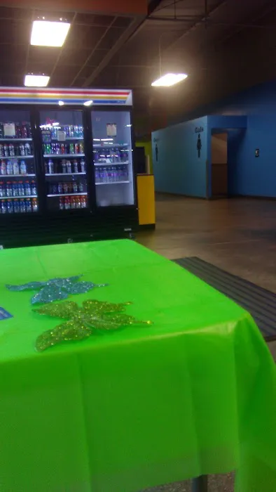 Blue Moon Fitness - Omaha South Picture 2