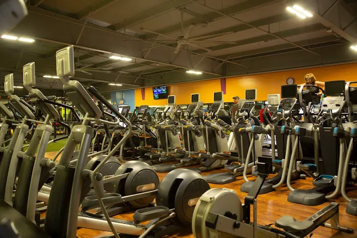 Blue Moon Fitness - Omaha South Picture 9