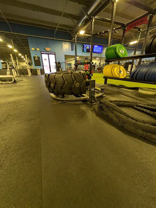 Blue Moon Fitness - Omaha South Picture 6