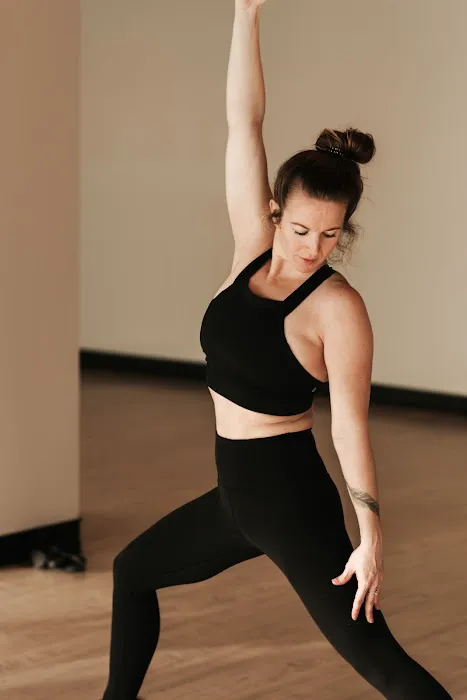 Power Life Yoga Barre Fitness - Village Pointe Picture 4