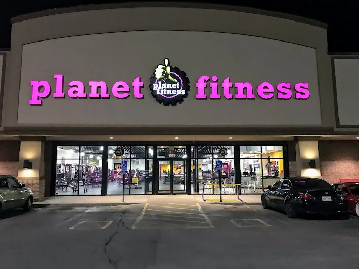 Planet Fitness Picture 4