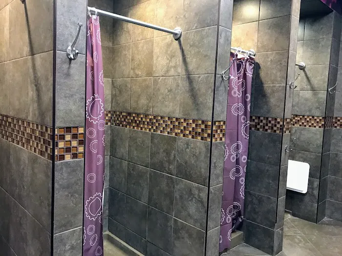 Planet Fitness Picture 6