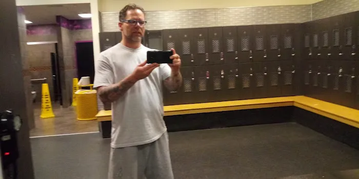 Planet Fitness Picture 7