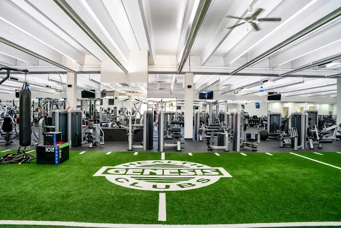 Genesis Health Clubs - 84th & Q Street Picture 3