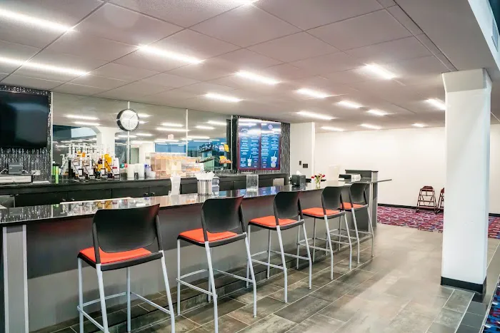 Genesis Health Clubs - 84th & Q Street Picture 7