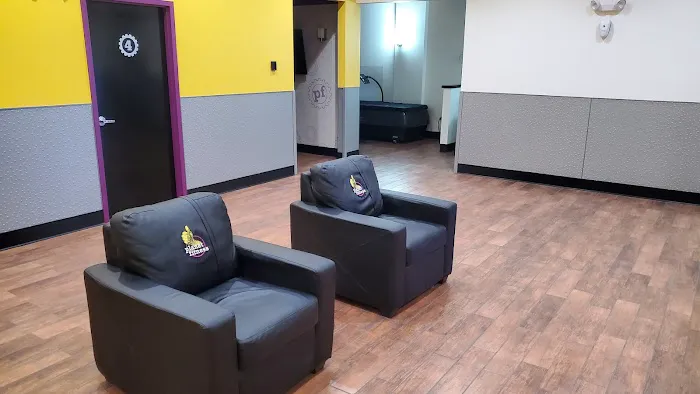 Planet Fitness Picture 2