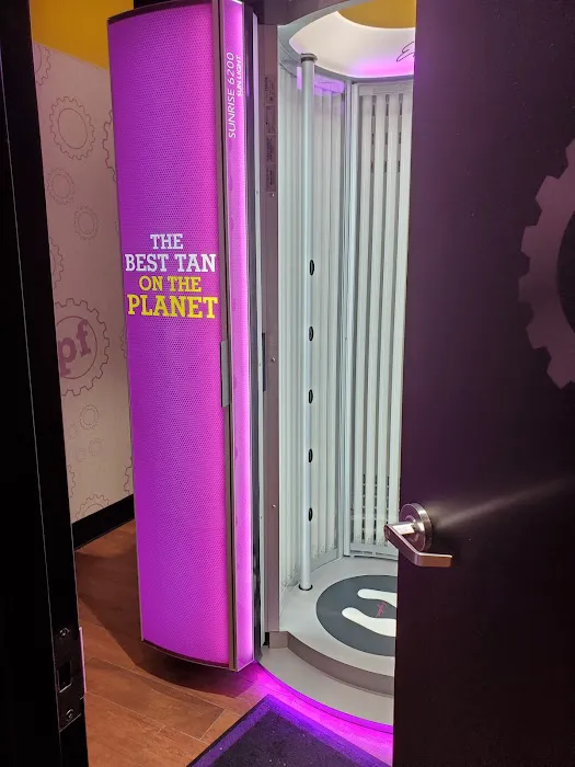 Planet Fitness Picture 10