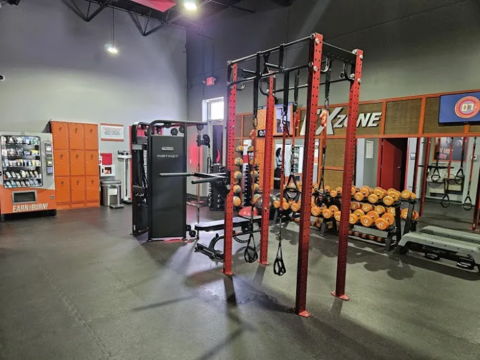 HOTWORX - La Vista, NE Picture 2