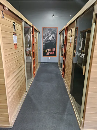 HOTWORX - La Vista, NE Picture 5