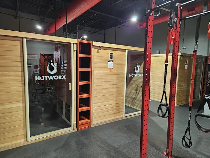 HOTWORX - La Vista, NE Picture 6