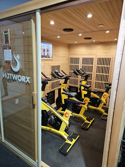 HOTWORX - La Vista, NE Picture 1