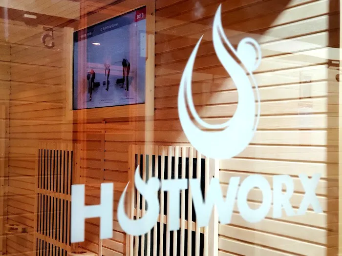 HOTWORX - Omaha, NE - West Omaha Picture 1