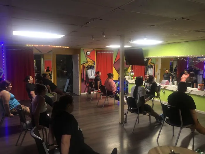 Latinos en Forma Picture 9