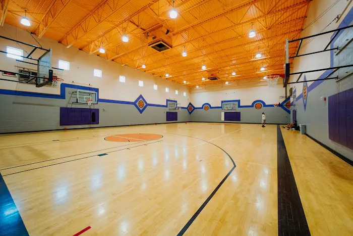 Genesis Health Clubs - Tara Plaza Picture 5